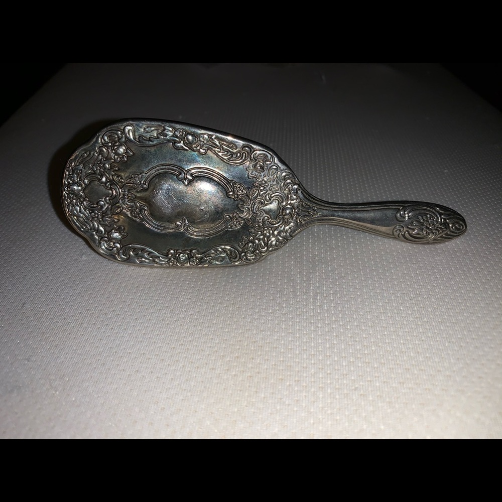Vintage child’s hair brush
